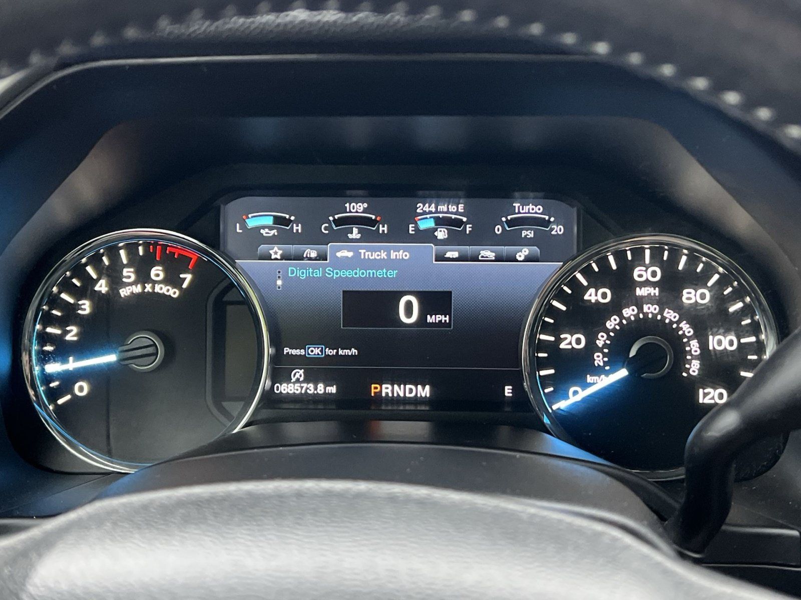 Used 2018 Ford F150 Lariat w/ Heavy-Duty Payload Package AWD/4WD image 17