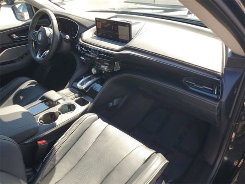 Certified 2024 Acura MDX SH-AWD w/ Advance Package image 4