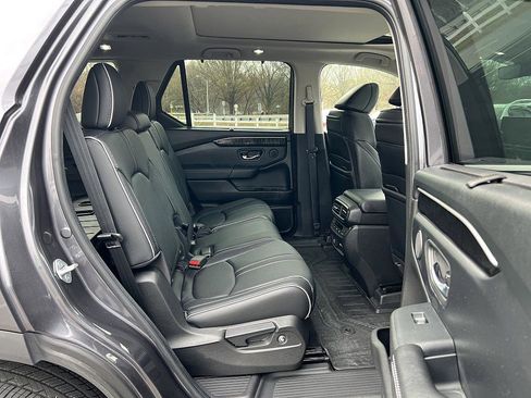 Used 2023 Honda Pilot Elite image 28