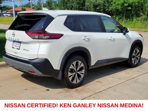 Certified 2023 Nissan Rogue SV AWD/4WD image 3