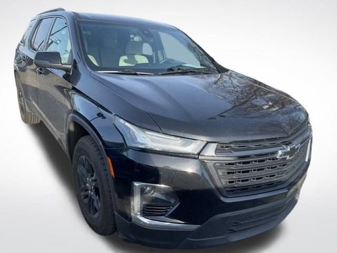 Certified 2023 Chevrolet Traverse LS w/ Midnight/Sport Edition image 4