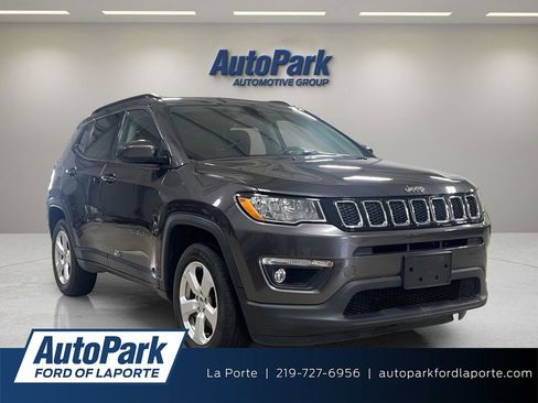 Used 2018 Jeep Compass Latitude w/ Popular Equipment Group AWD/4WD image 1