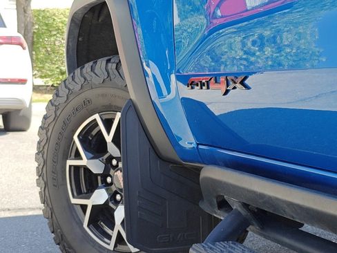 Used 2023 GMC Canyon AT4X image 34