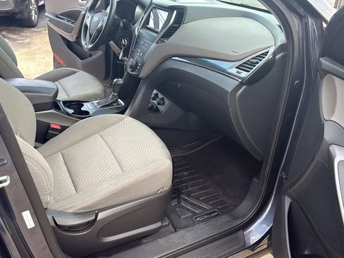 Used 2013 Hyundai Santa Fe Sport image 22