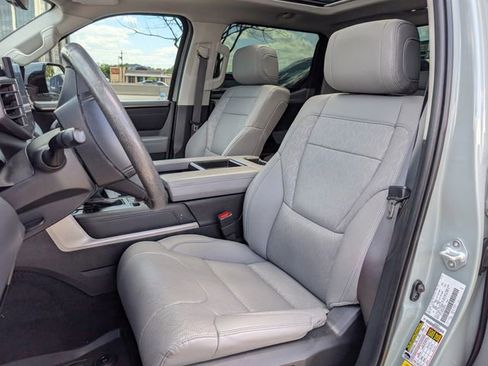 Used 2024 Toyota Tundra Limited image 32