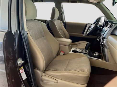 Used 2013 Toyota 4Runner SR5 AWD/4WD image 27