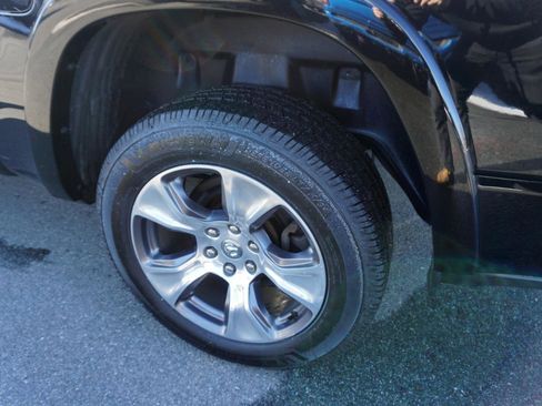 Used 2020 RAM 1500 Laramie image 9