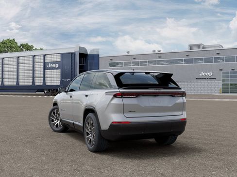 New 2025 Jeep Wagoneer S Limited image 3