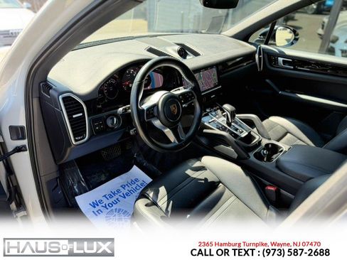Used 2020 Porsche Cayenne AWD/4WD image 13