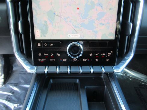 Used 2025 GMC Acadia Elevation image 25