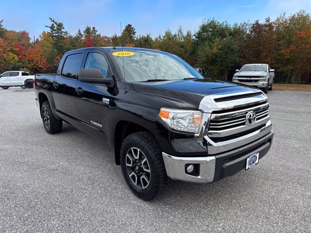 Used 2016 Toyota Tundra SR5 w/ TRD Off Road Package AWD/4WD image 8