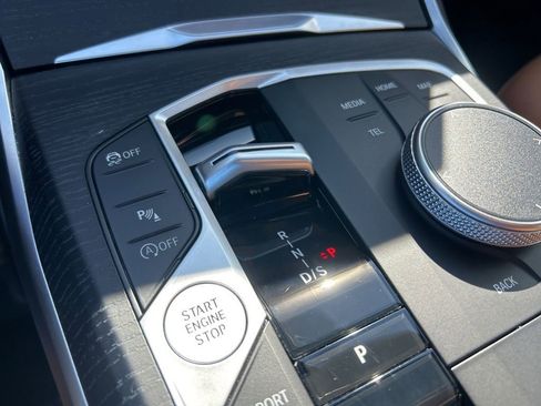 Used 2025 BMW 330i xDrive Sedan image 16