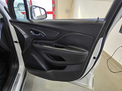 Used 2017 Buick Encore Preferred FWD image 21