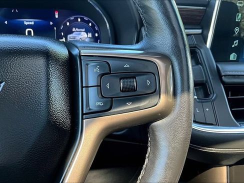 Used 2022 Chevrolet Suburban High Country AWD/4WD image 12