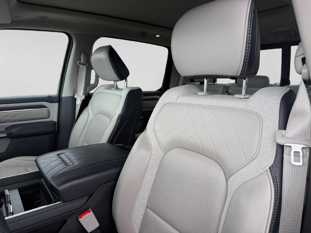 Used 2024 RAM 1500 Limited AWD/4WD image 23