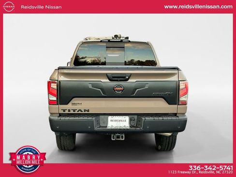 Used 2020 Nissan Titan PRO-4X image 5