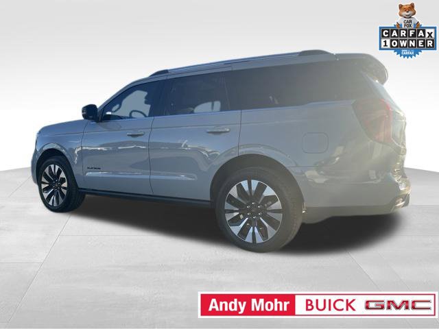 Used 2026 Ford Expedition Platinum w/ Driver's Package AWD/4WD image 10