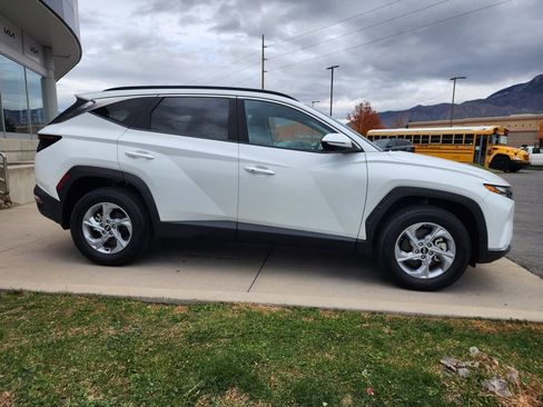 Used 2022 Hyundai Tucson SEL w/ Cargo Package image 4