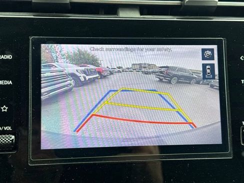 Used 2022 Hyundai Santa Cruz SE FWD image 23