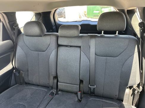 Used 2019 Hyundai Santa Fe SE FWD image 18