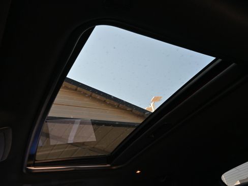 Used 2019 Dodge Challenger R/T Scat Pack w/ Shaker Package image 28