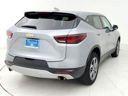 Used 2025 Chevrolet Blazer LT image 6