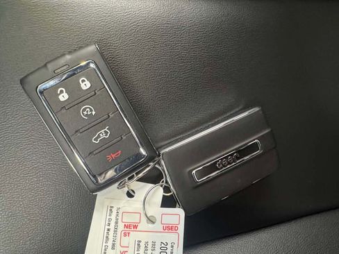 New 2025 Jeep Grand Cherokee Limited image 31