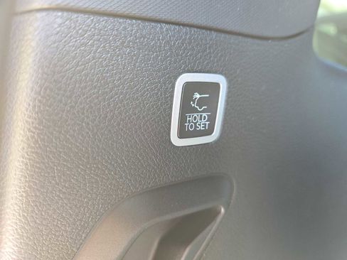 Used 2024 Jeep Wagoneer Series II w/ Convenience Group I image 26