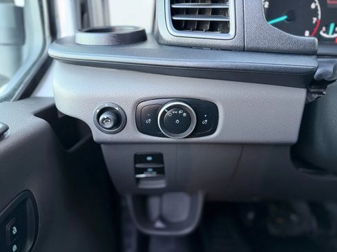 Used 2021 Ford Transit 250 Medium Roof image 21