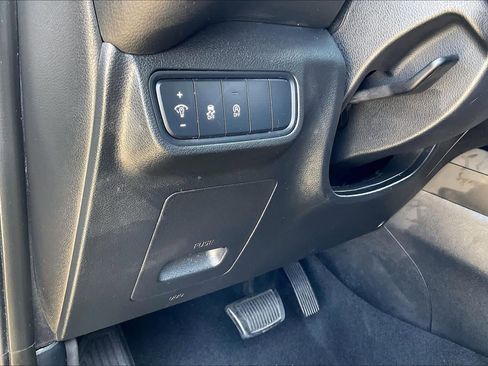 Used 2024 Kia Soul LX w/ Option Group 015 FWD image 20