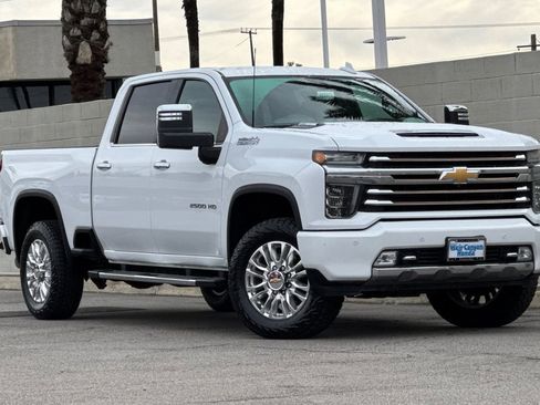 Used 2021 Chevrolet Silverado 2500 High Country w/ Z71 Off-Road Package image 2