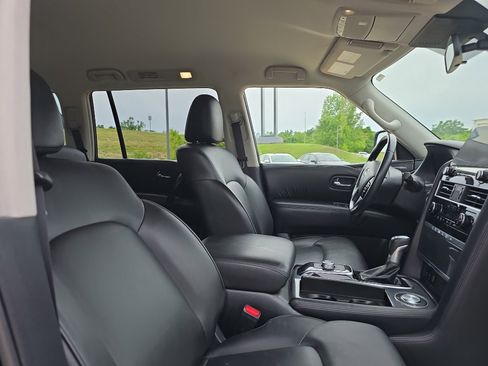 Used 2022 Nissan Armada SV RWD image 14