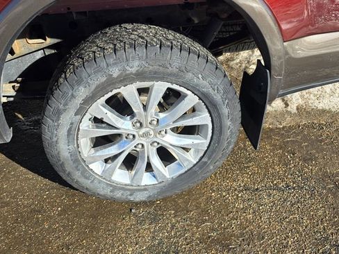 Used 2016 Ford F150 King Ranch w/ Equipment Group 601A Luxury image 5