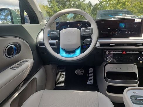 New 2026 Hyundai Ioniq 9 Calligraphy image 10