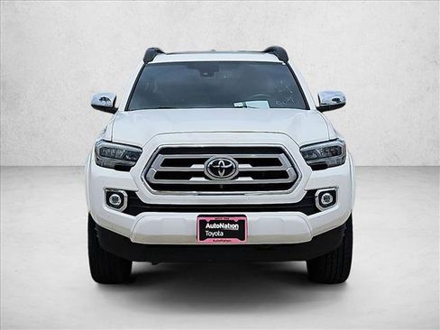 Certified 2020 Toyota Tacoma Limited AWD/4WD image 2