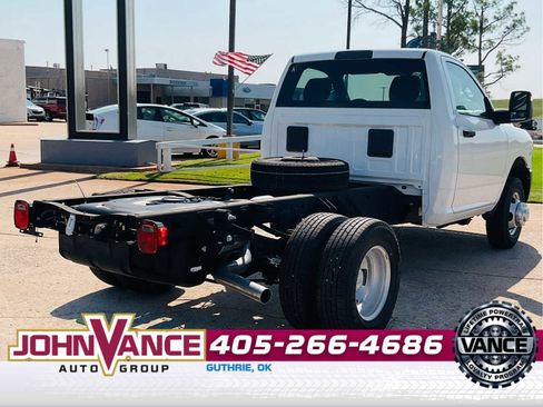 Used 2024 RAM 3500 Tradesman image 9
