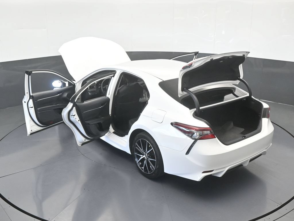 Used 2022 Toyota Camry SE w/ Convenience Package FWD image 66