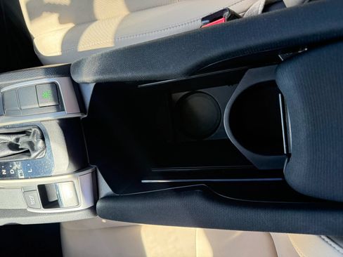 Used 2017 Honda Civic LX image 27