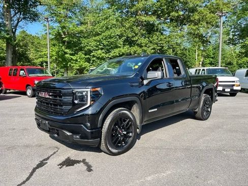 Used 2024 GMC Sierra 1500 Elevation AWD/4WD image 2