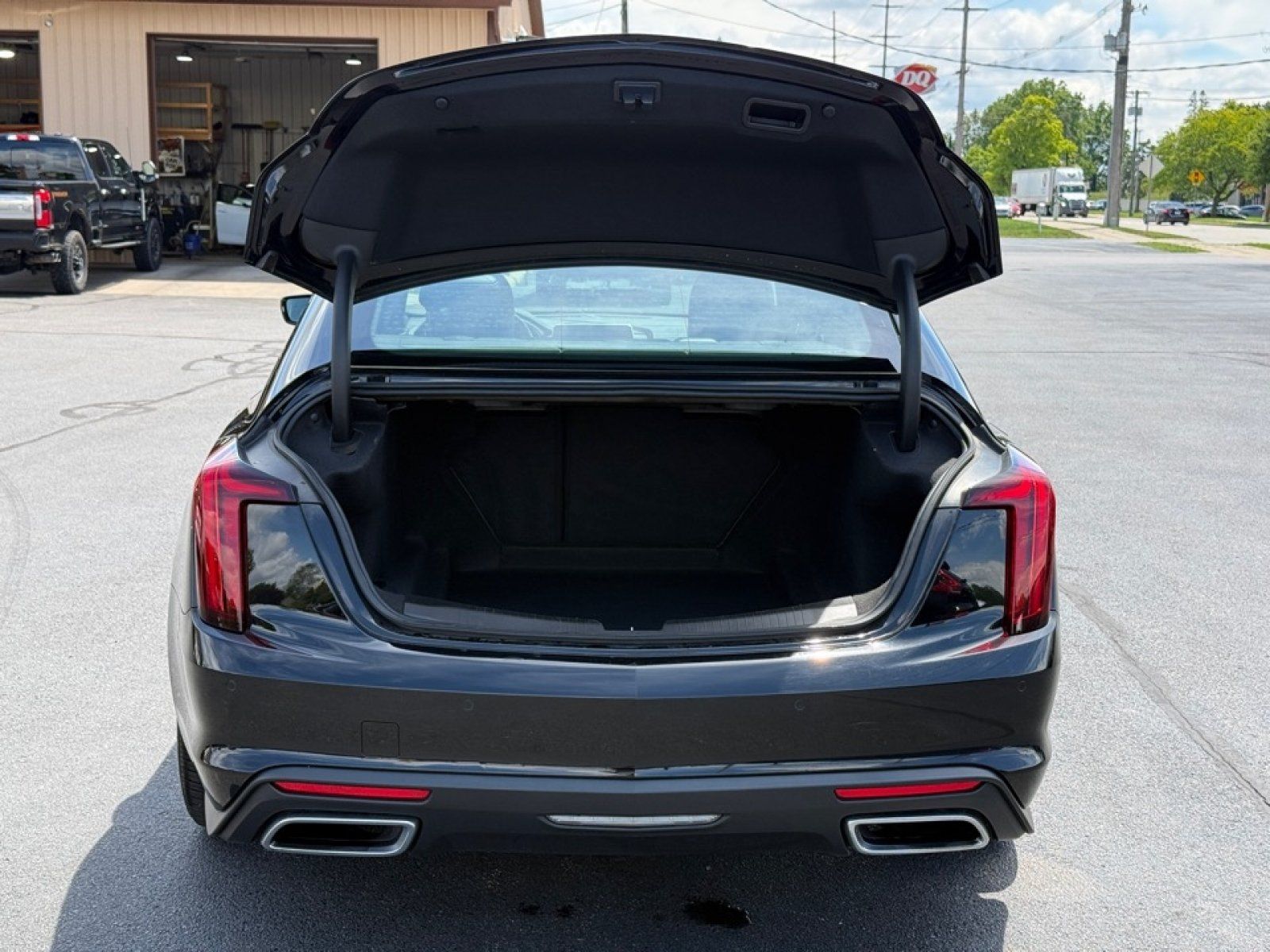 Used 2023 Cadillac CT5 Luxury AWD/4WD image 37