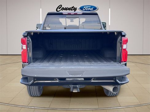 Used 2020 Chevrolet Silverado 2500 High Country image 21