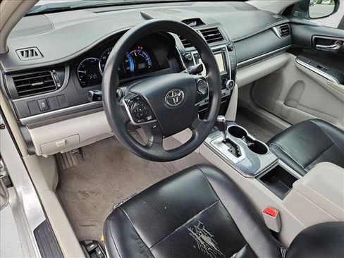 Used 2014 Toyota Camry LE FWD image 9