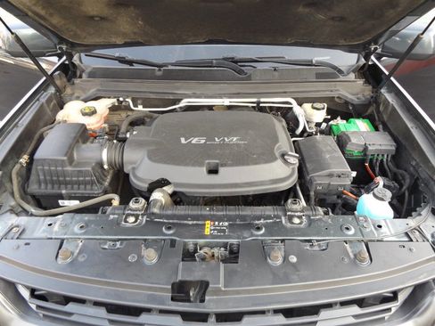 Used 2017 Chevrolet Colorado Z71 image 28