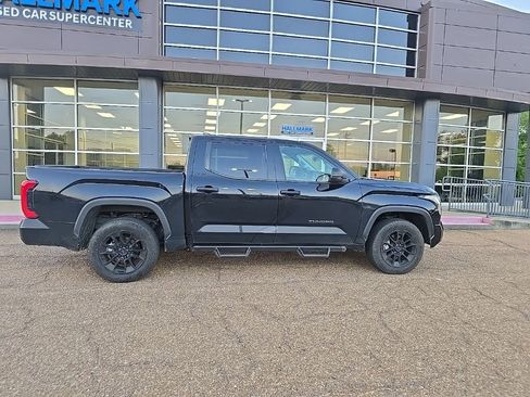 Used 2024 Toyota Tundra SR5 image 2