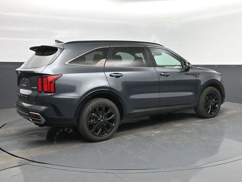 Used 2021 Kia Sorento SX FWD image 3