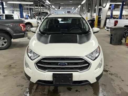Used 2021 Ford EcoSport SE image 2