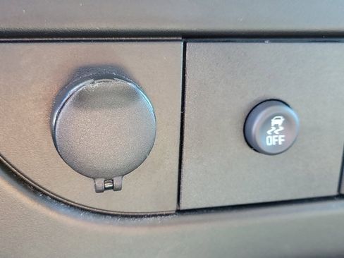 Used 2021 GMC Savana 2500 image 20