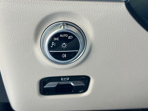 Certified 2024 Mercedes-Benz C 300 Sedan image 36