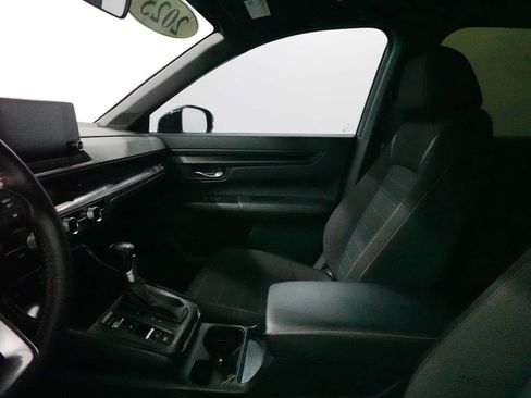 Certified 2025 Honda CR-V Sport image 13