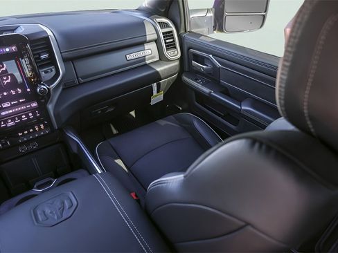 Used 2025 RAM 3500 Laramie w/ Sport Appearance Package image 31